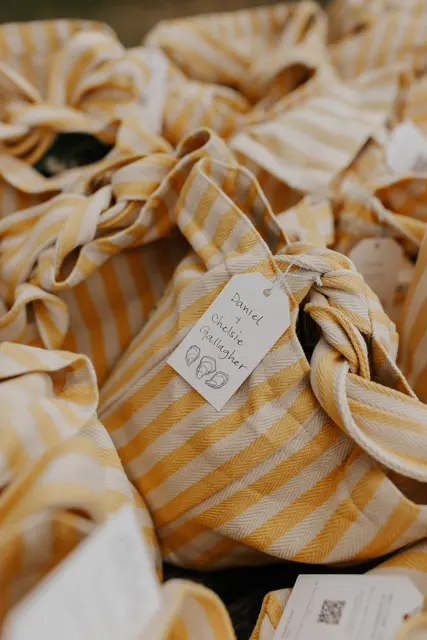 Family and wedding details aboard the boat