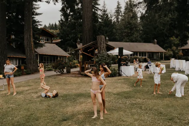 Wedding portraits at Alderbrook